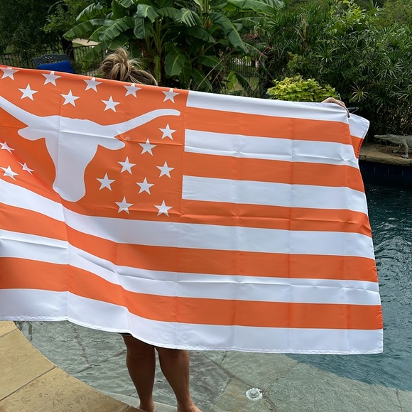 Texas longhorns UT university of Texas 3’x5’ flag with grommets for flag pole - Picture 4 of 5